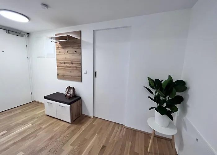 Momentic - Riverside Appartement Vienne