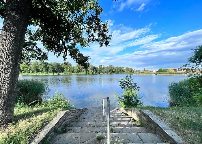 Momentic - Riverside Appartement