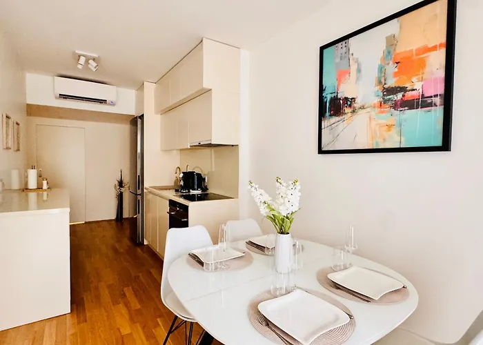 Momentic - Riverside * Vienne